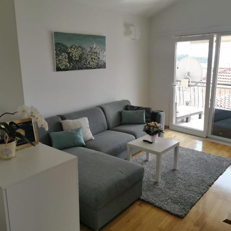 Apartments Dvor - Ap1, Ap2, Ap3 Baska Voda Ngoại thất bức ảnh