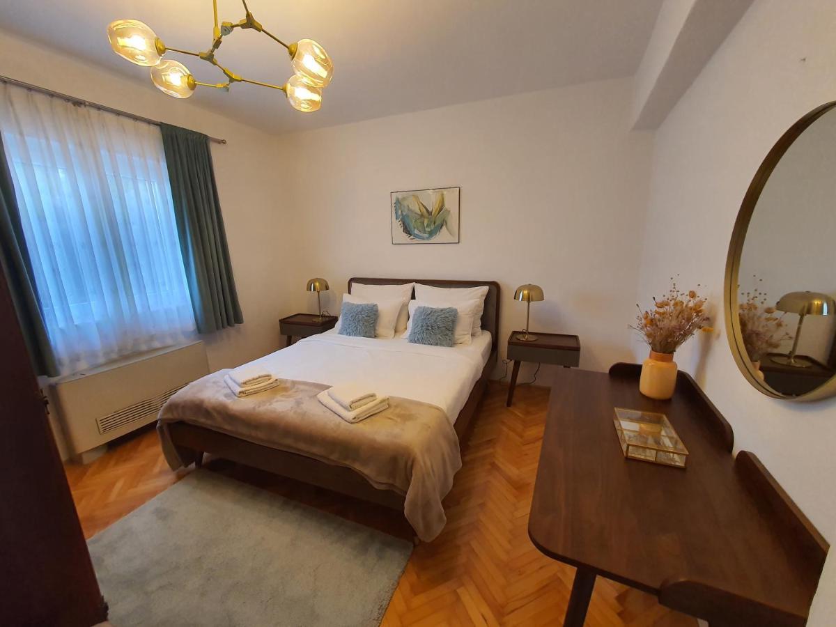 Apartments Dvor - Ap1, Ap2, Ap3 Baska Voda Ngoại thất bức ảnh