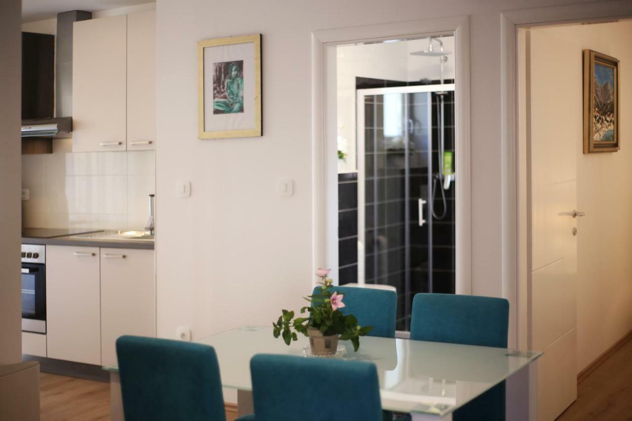 Apartments Dvor - Ap1, Ap2, Ap3 Baska Voda Ngoại thất bức ảnh