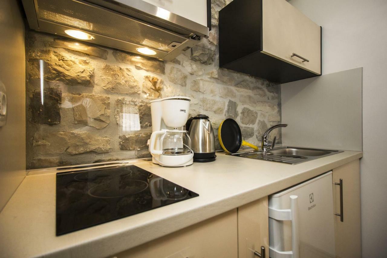 Apartments Dvor - Ap1, Ap2, Ap3 Baska Voda Ngoại thất bức ảnh
